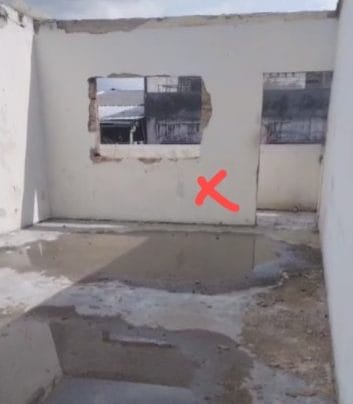 Perbandingan bongkar parsial dsn bongkar total pada proyek renovasi rumah dan pembongkaran bangunan profesional
